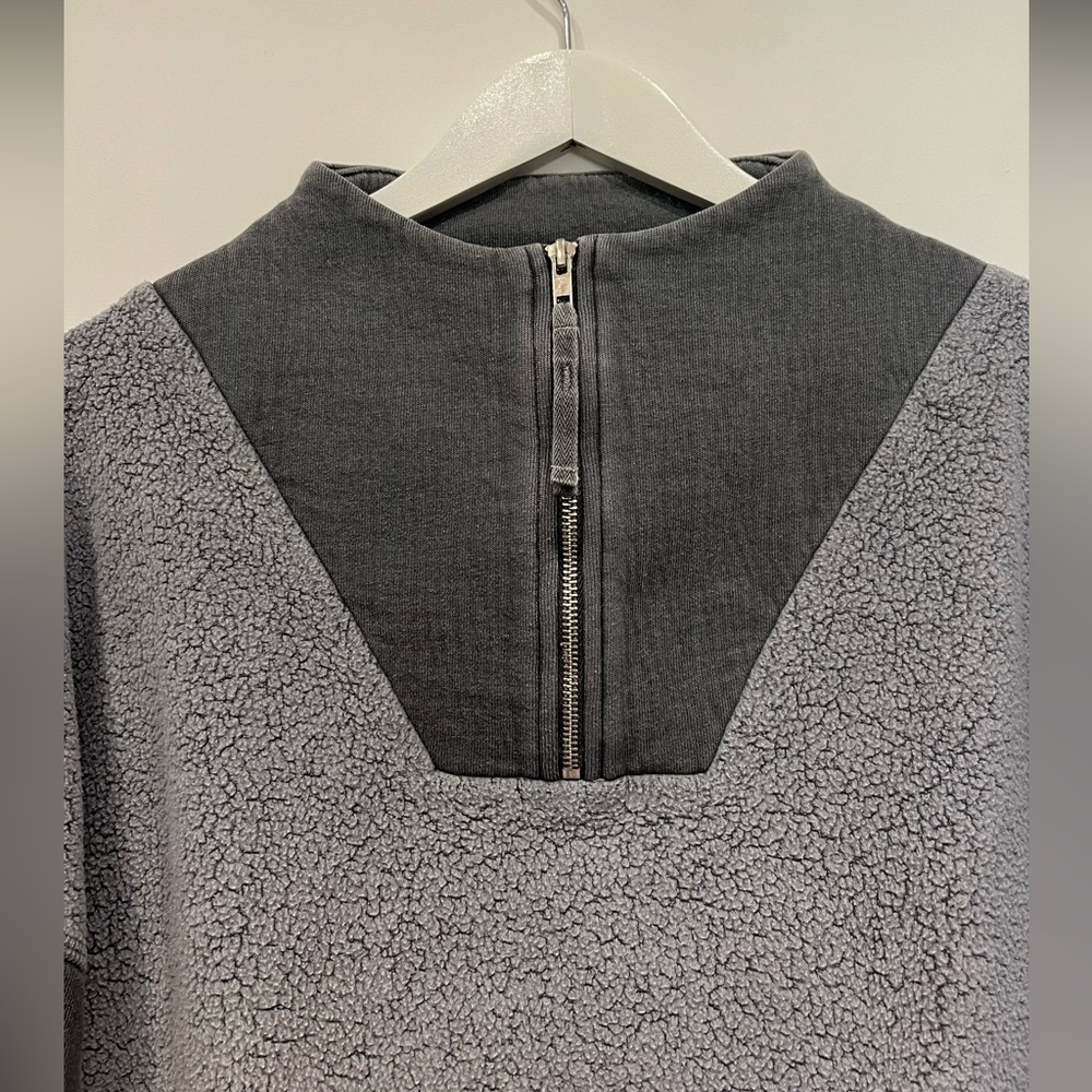 The GREAT Trail Sweatshirt. Half zip. Super cosy. Size 1. Grey - Picture 4 of 5